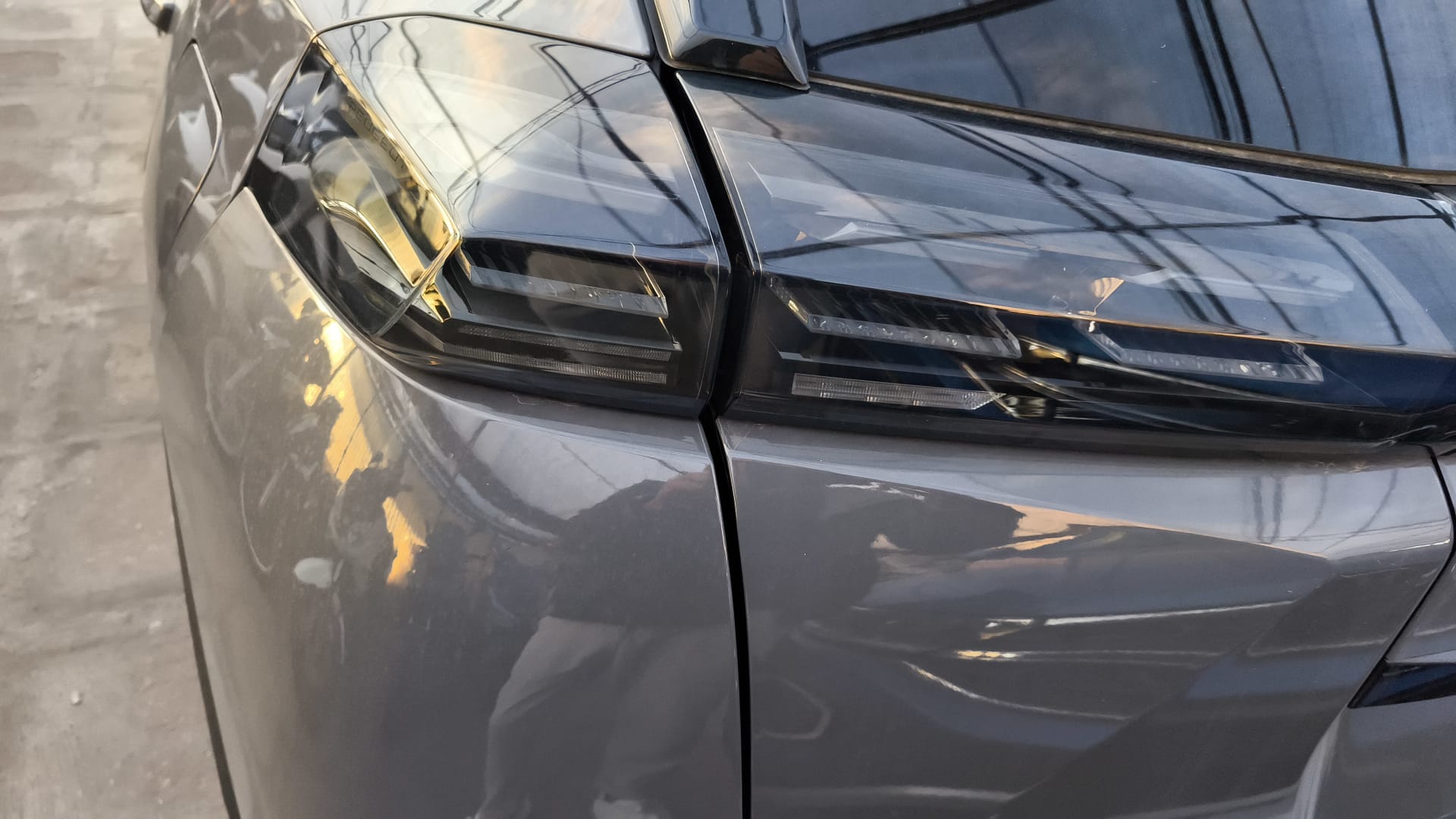 Peugeot 2008 1.2 PureTech 100 S&S Allure KM0 2025