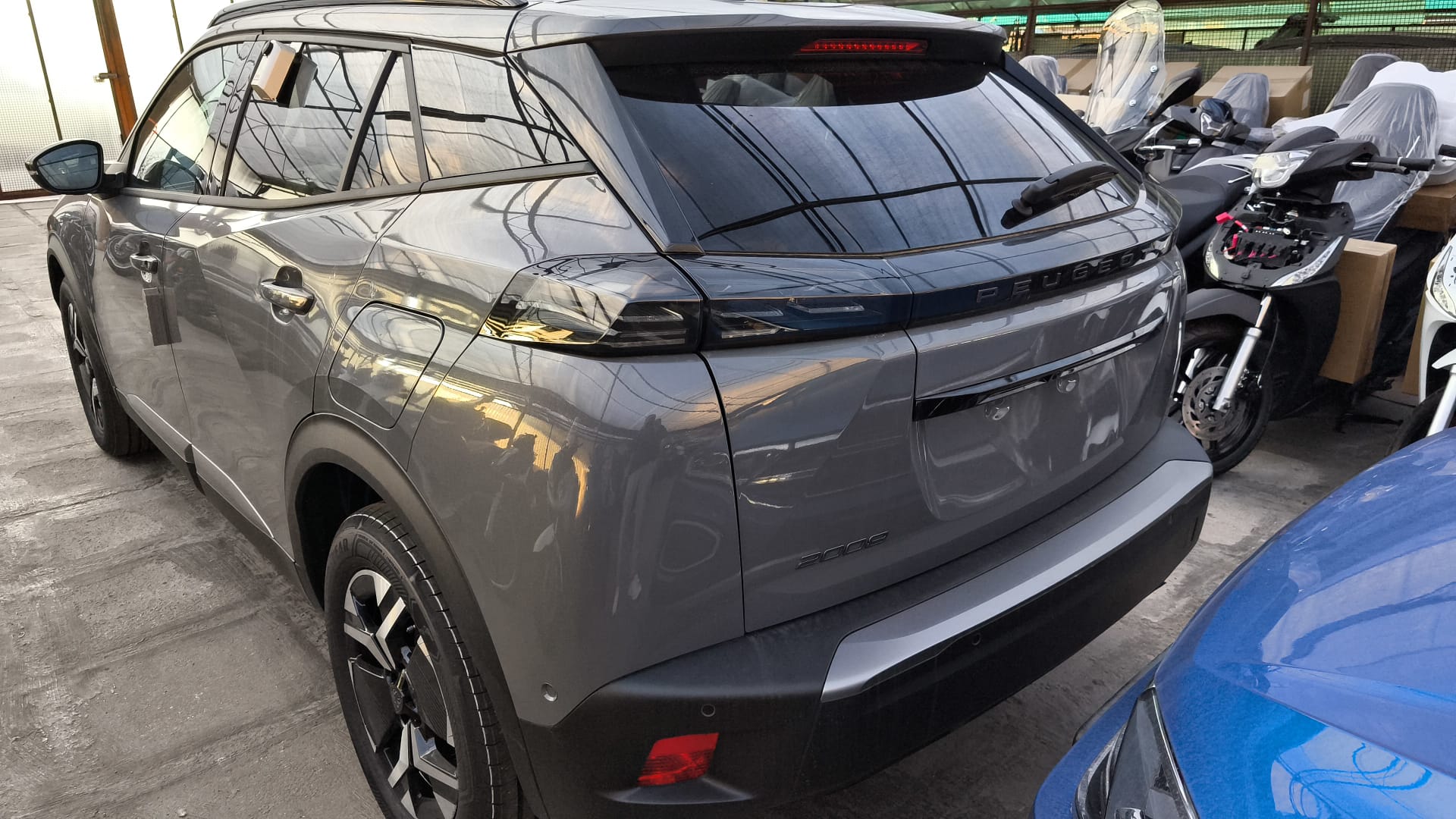 Peugeot 2008 1.2 PureTech 100 S&S Allure KM0 2025