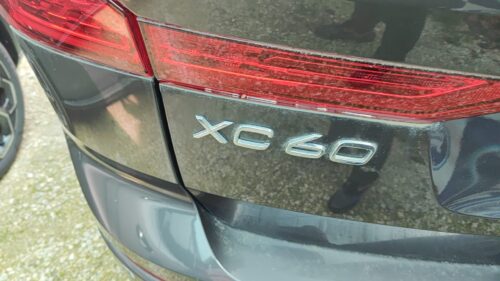 Volvo XC60 B4 (d) AWD automatico Plus Dark NUOVA