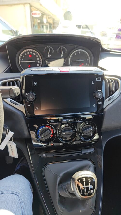 Lancia Ypsilon 1.0 Hybrid Gold 2023 USATO