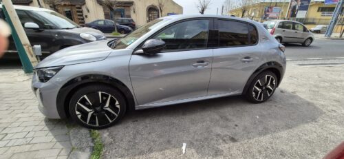 Peugeot 208 PureTech 100 GT 2024 USATO