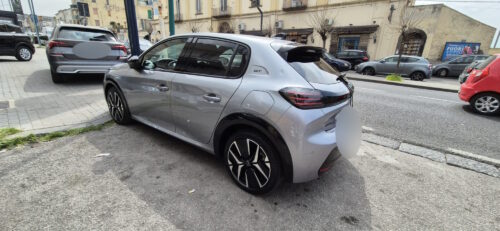 Peugeot 208 PureTech 100 GT 2024 USATO