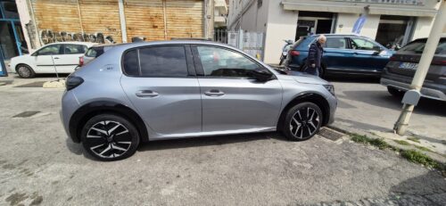 Peugeot 208 PureTech 100 GT 2024 USATO