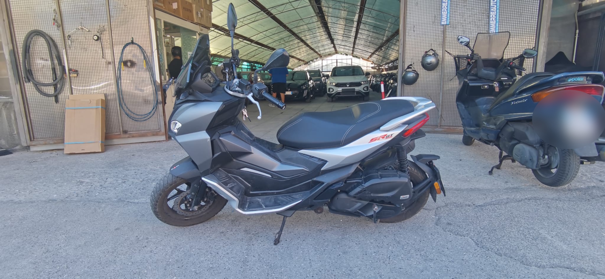 Aprilia SR GT 125 del 2022 USATO