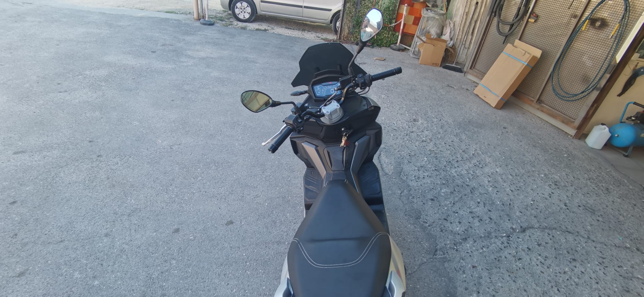Aprilia SR GT 125 del 2022 USATO