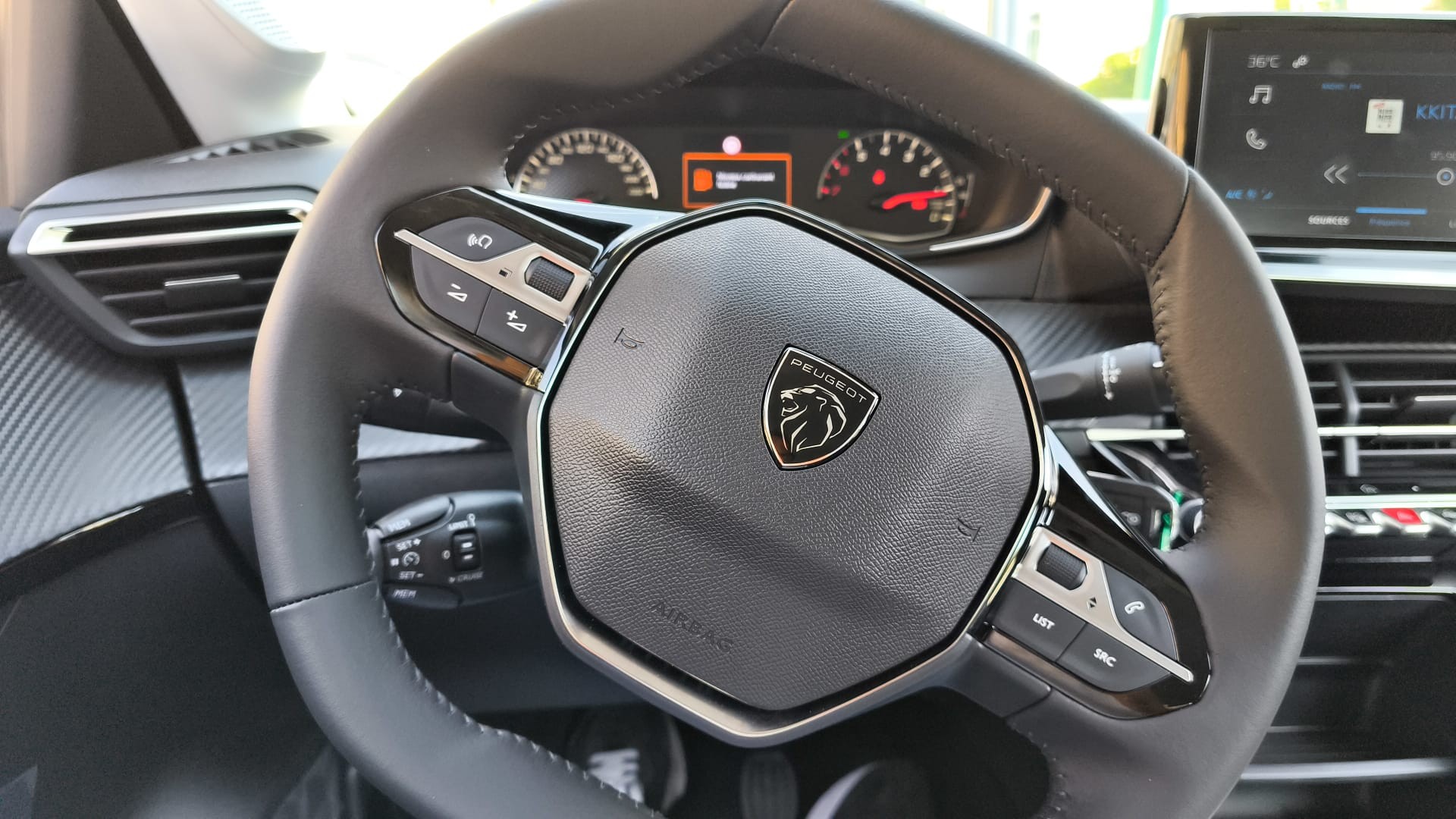 Peugeot 208 PureTech 100 5 porte Style KM0 2025