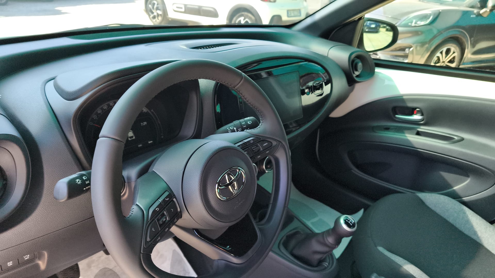 Toyota Aygo X 1.0 KM0 2025
