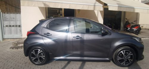 Toyota Yaris 1.5 Hybrid 5 porte Trend NUOVA