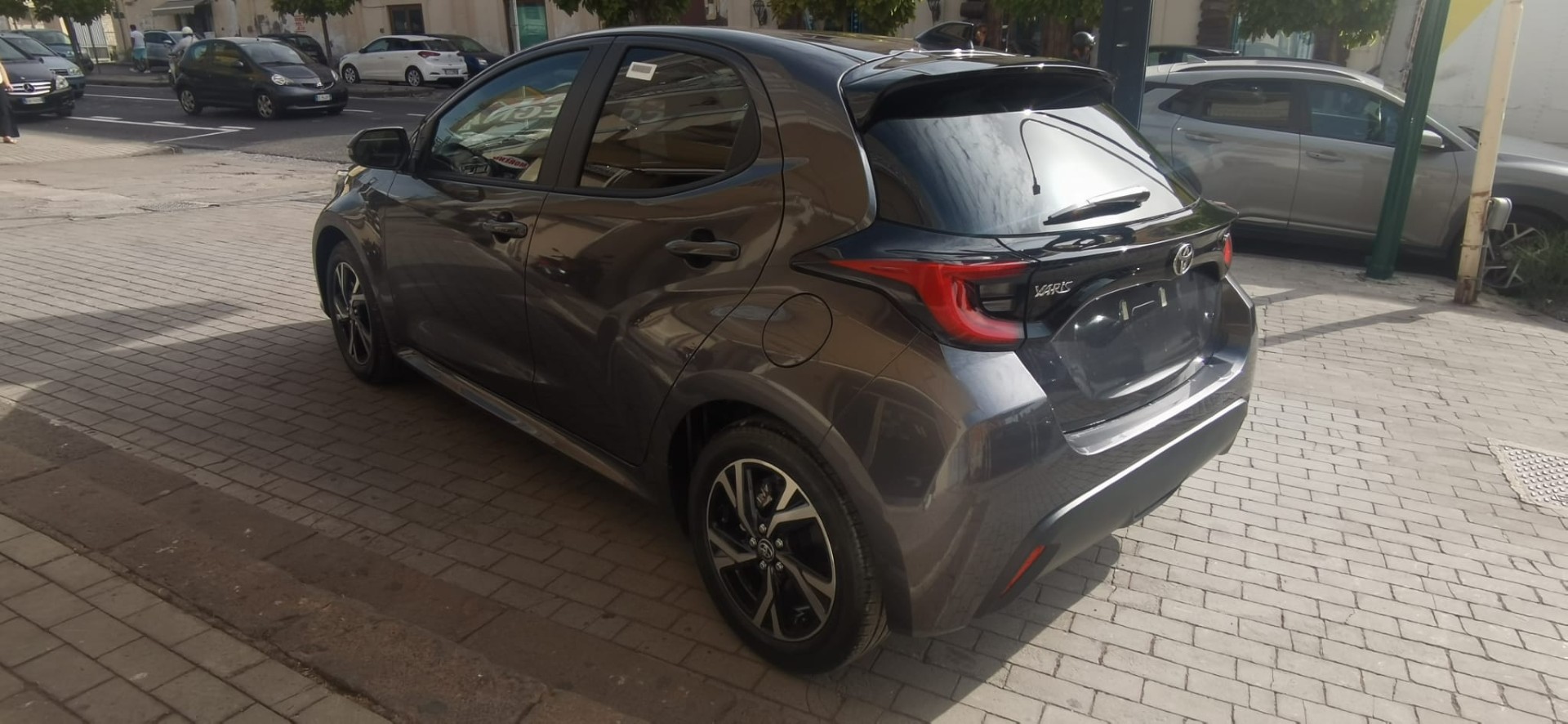 Toyota Yaris 1.5 Hybrid 5 porte Trend NUOVA