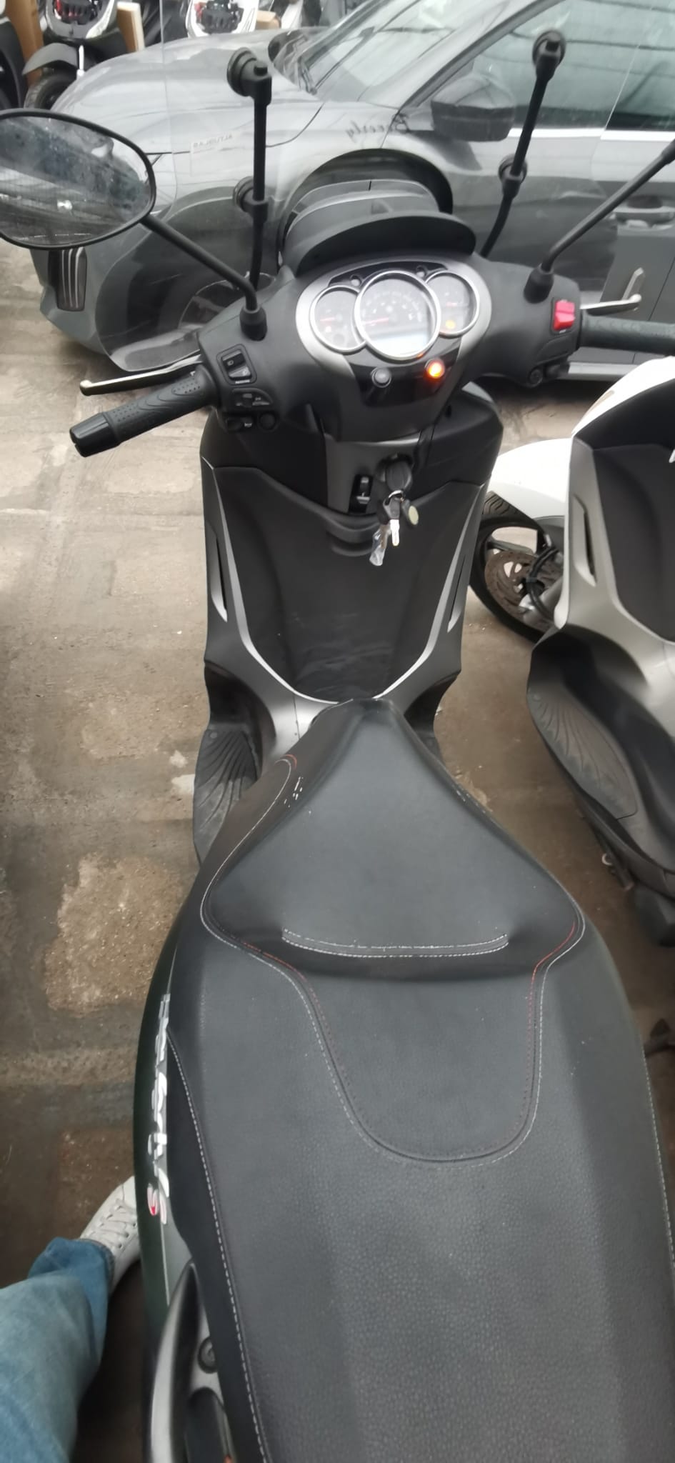 Piaggio BEVERLY 300 DEL 2018 USATO