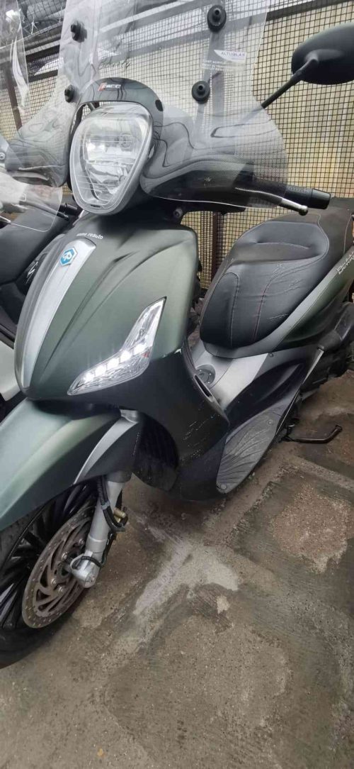 Piaggio BEVERLY 300 DEL 2018 USATO