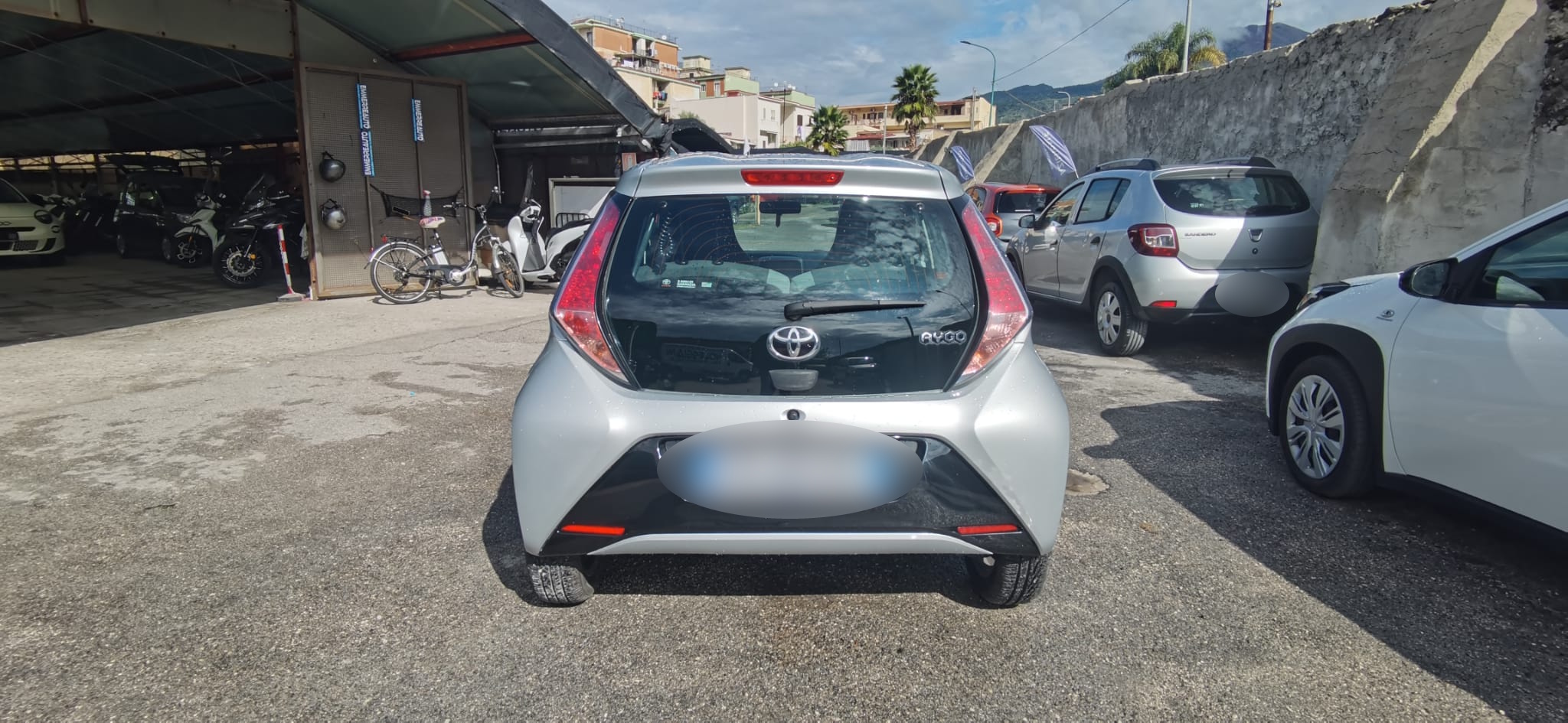 Toyota Aygo 1.0 CVT-i 69 CV 5P CONNECT 2016 USATO
