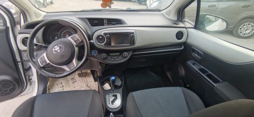 Toyota Yaris 1.5 Hybrid 5 porte 2014 USATO