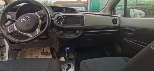 Toyota Yaris 1.5 Hybrid 5 porte 2014 USATO