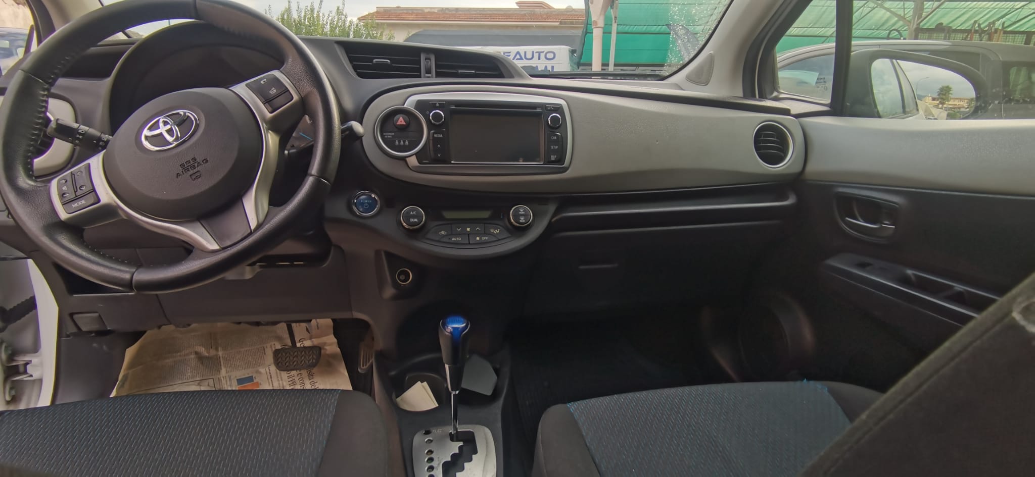 Toyota Yaris 1.5 Hybrid 5 porte 2014 USATO