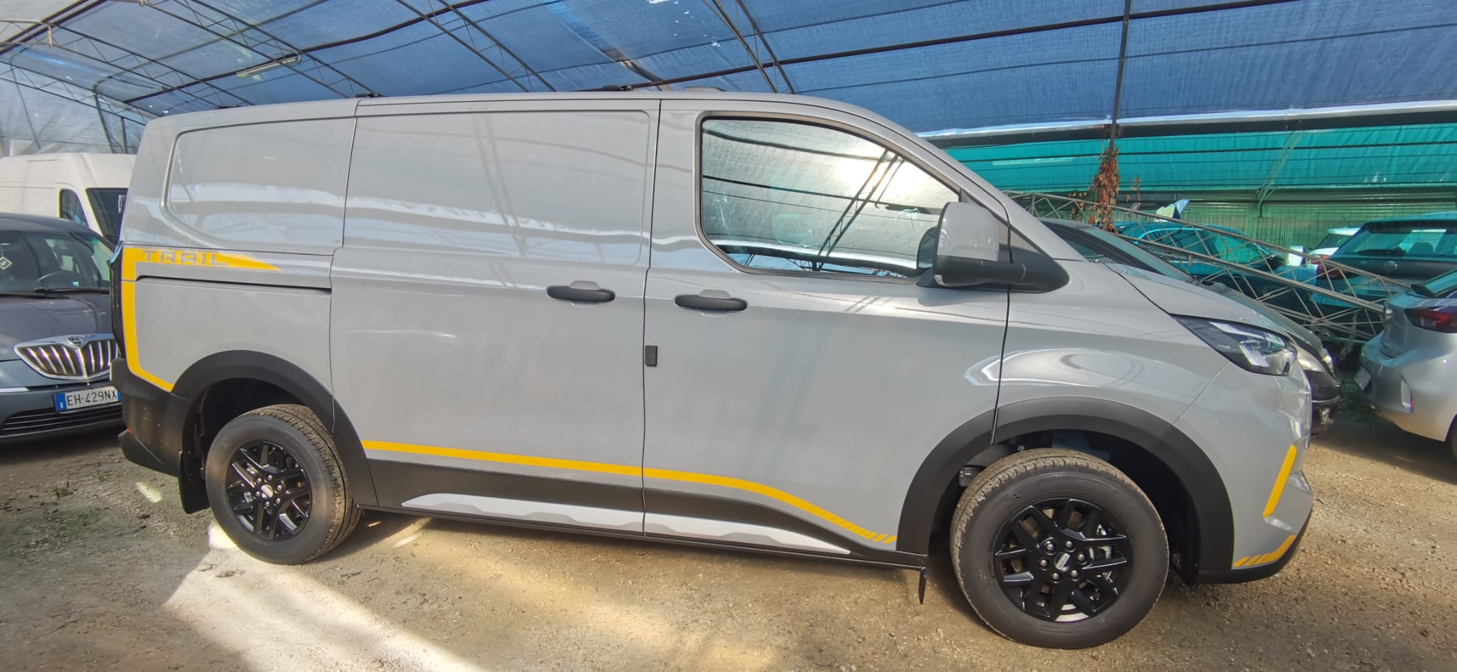 Ford custom tran van 2.0 150cv KM0