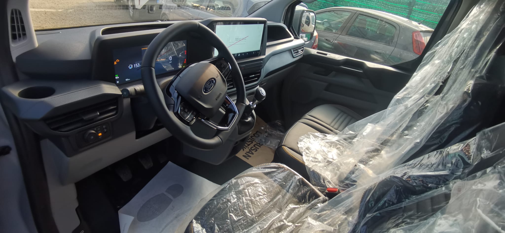 Ford custom tran van 2.0 150cv KM0