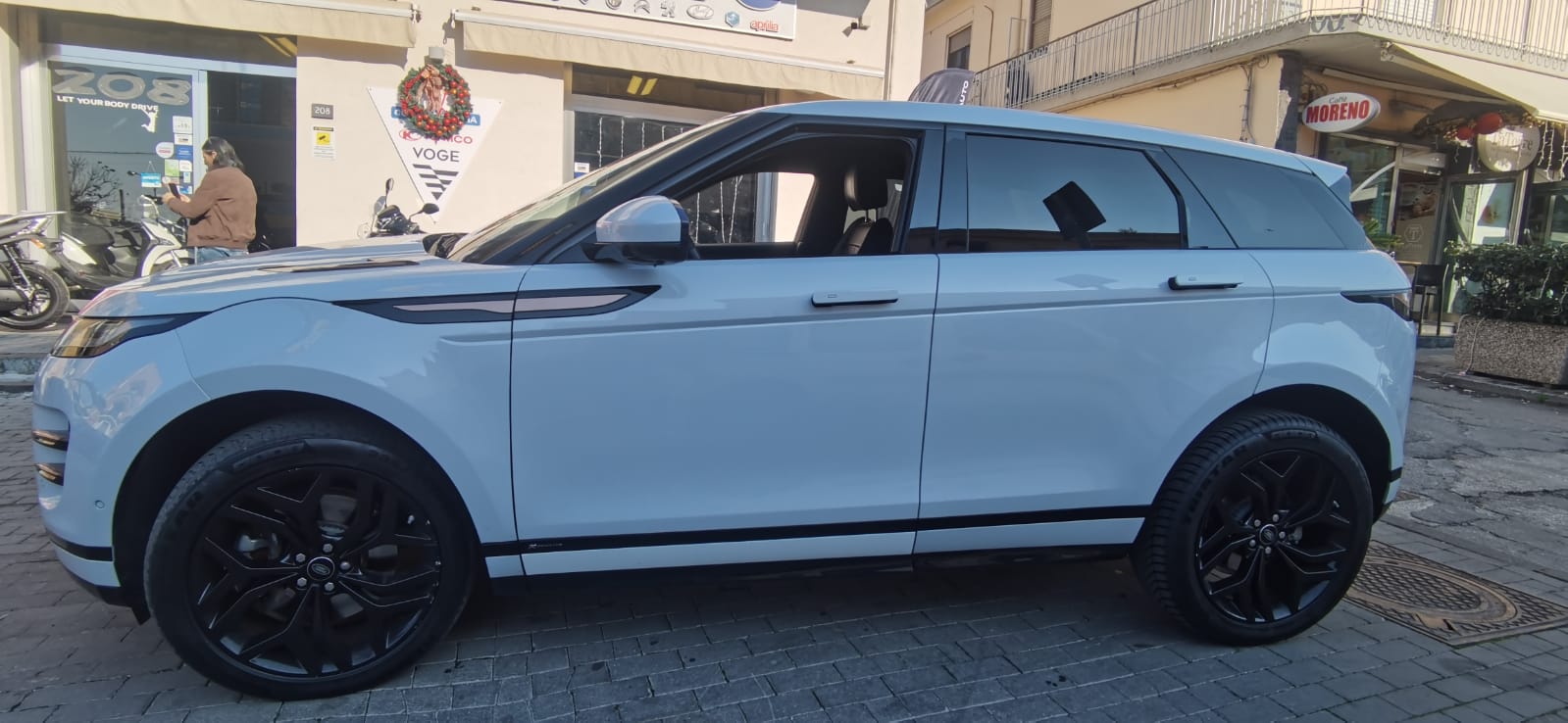 Range Evoque 2.0D I4 180 CV AWD Auto R-Dynamic USATO 2020