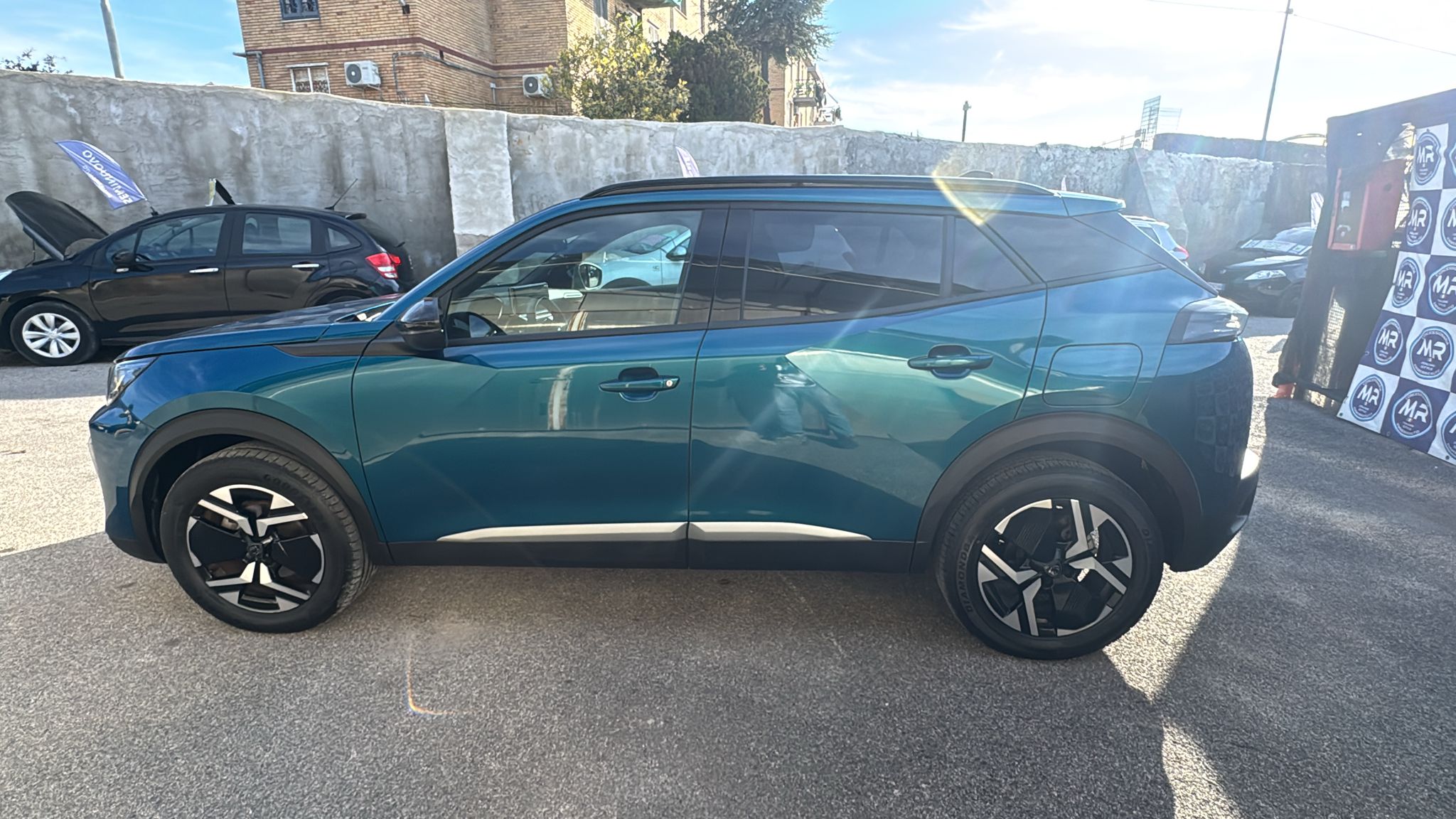 Peugeot 2008 1.2 Hybrid 130cv Allure 2025 USATO