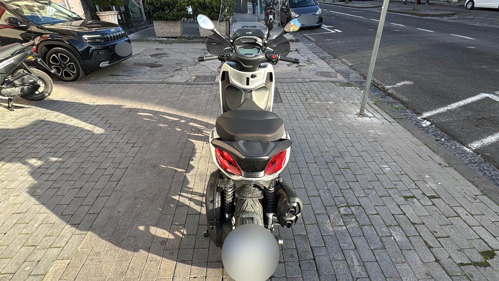 Piaggio Beverly 400 del 2024 USATO