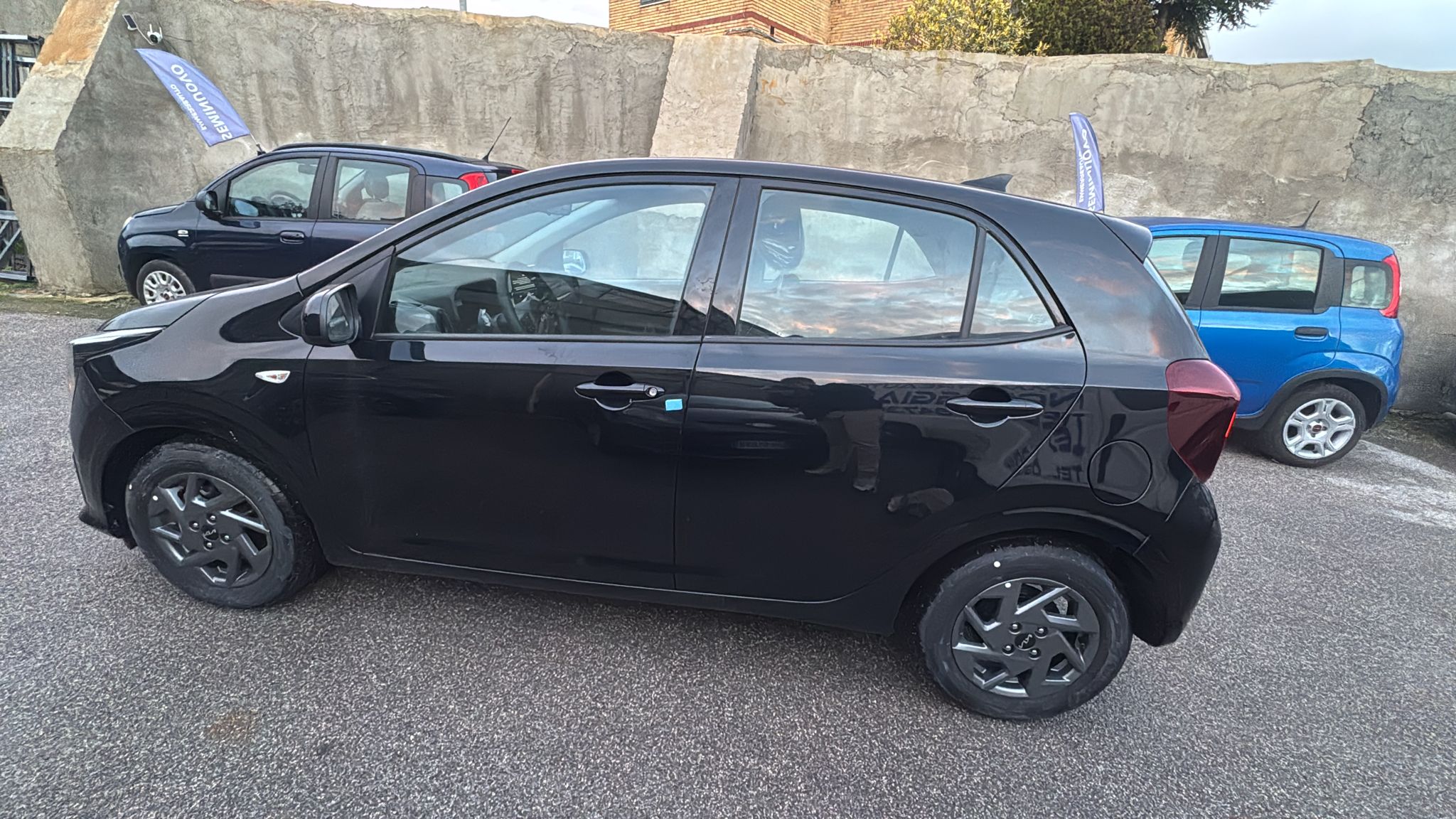 Kia Picanto 1.0 benzina 5 porte Urban KM0 2025