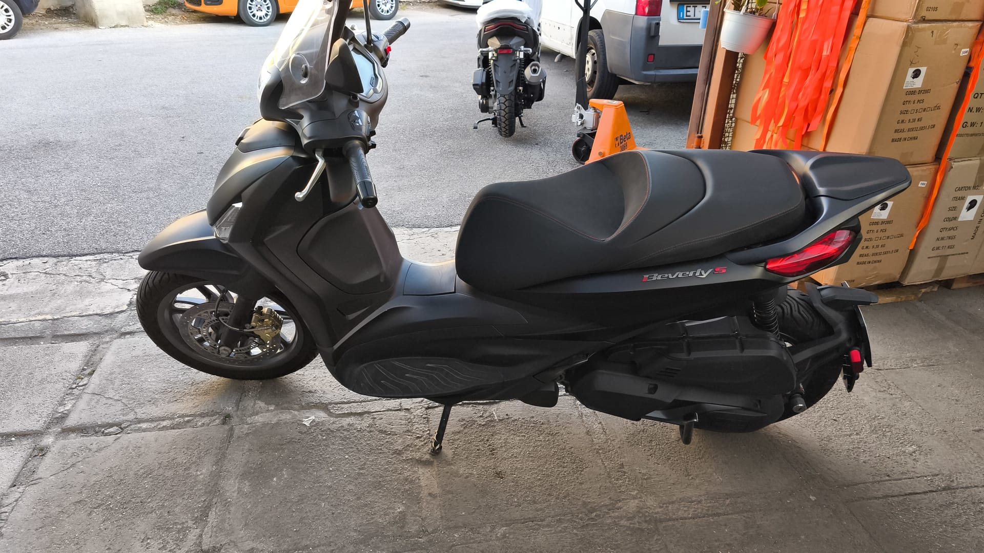 Piaggio Beverly 400 DEL 2023 USATO