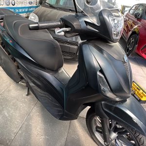 Piaggio Beverly 400 del 2022 USATO