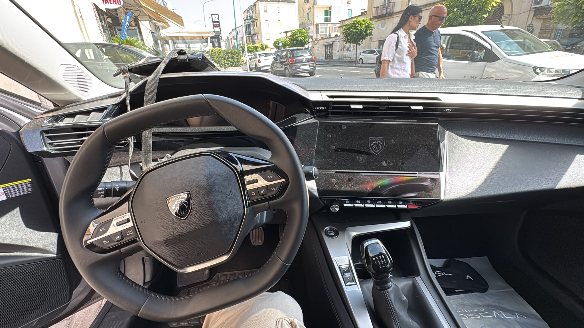 Peugeot 308 1.2 PureTech Turbo 130 Allure 2024 USATO