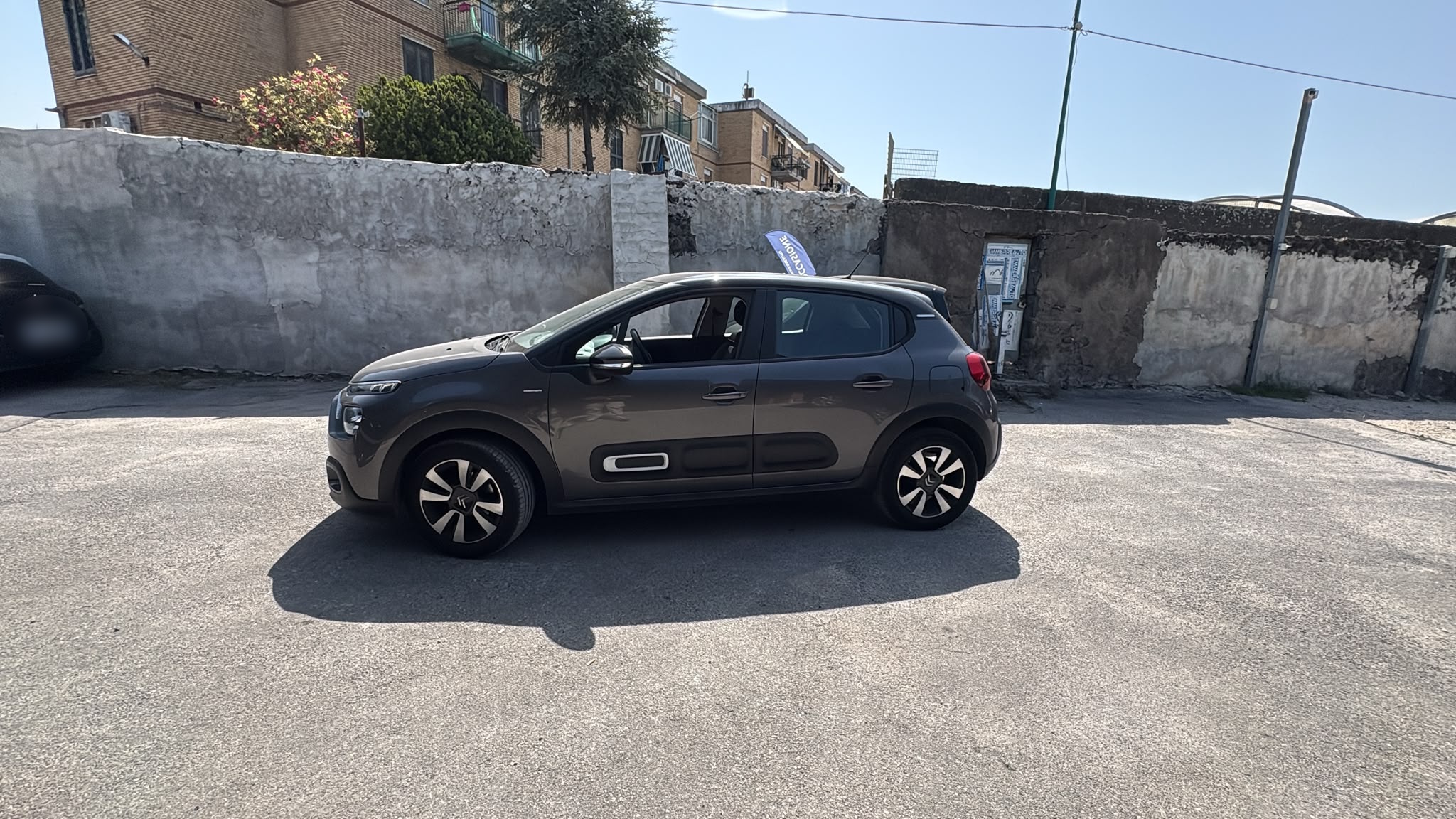 Citroen C3 1.2 benzina 83cv SHINE 2021 USATO