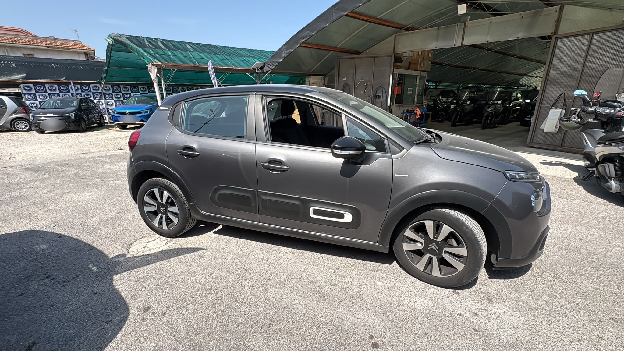 Citroen C3 1.2 benzina 83cv SHINE 2021 USATO