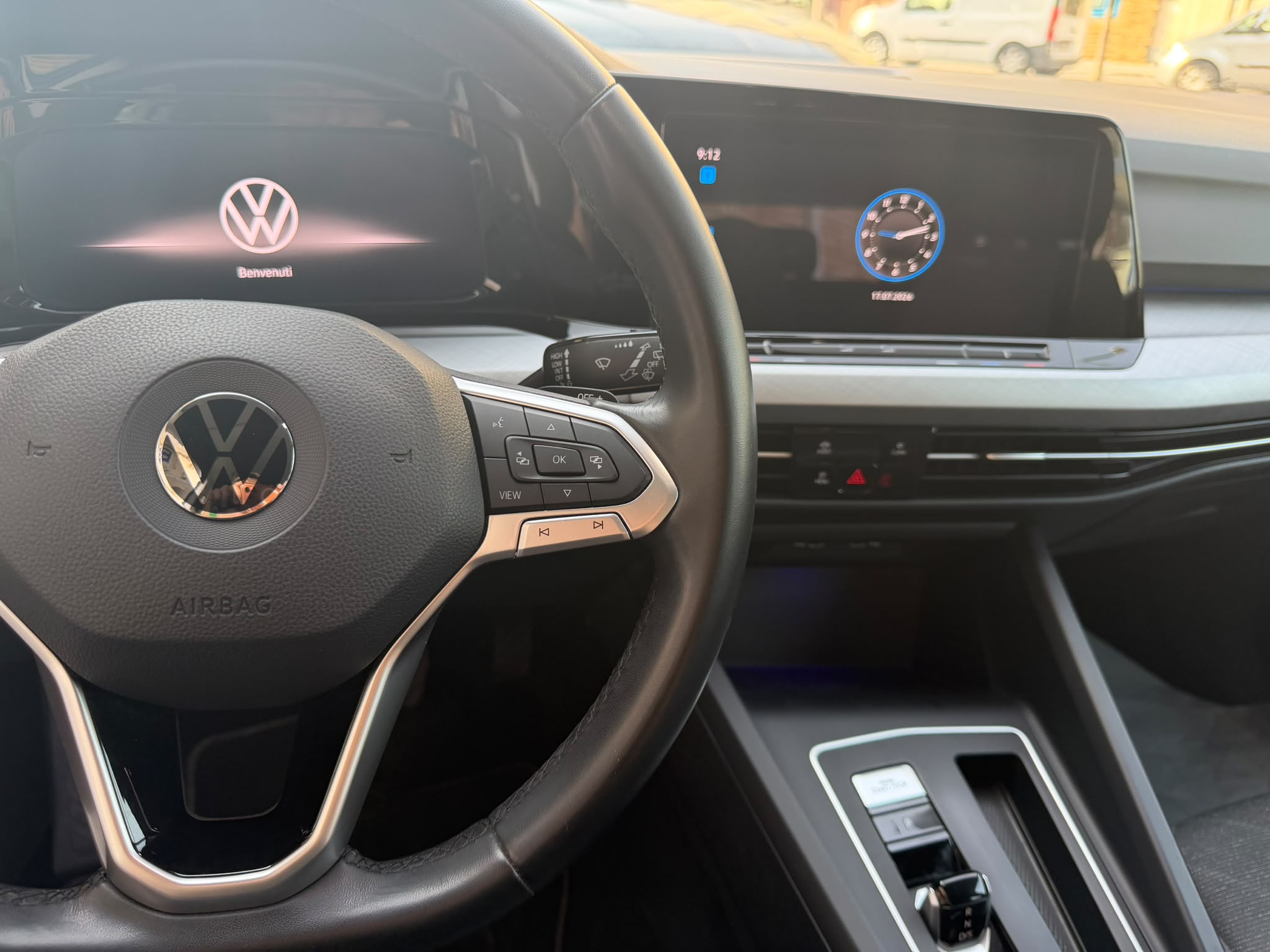 Volkswagen Golf 1.0 TSI EVO DSG Life AUTOMATICA 2023 USATO