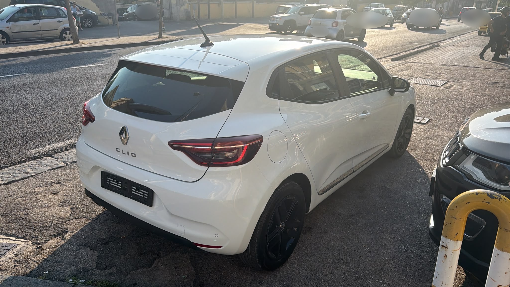 Renault Clio 1.0 TCe 100 CV 5 porte Business 2021 USATO