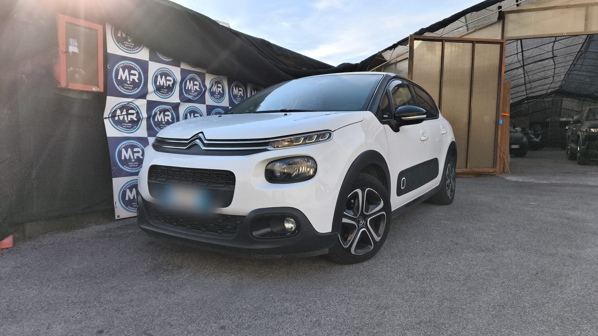 Citroen C3 1.5 BlueHDi 75cv SHINE 2018 USATO - immagine 9