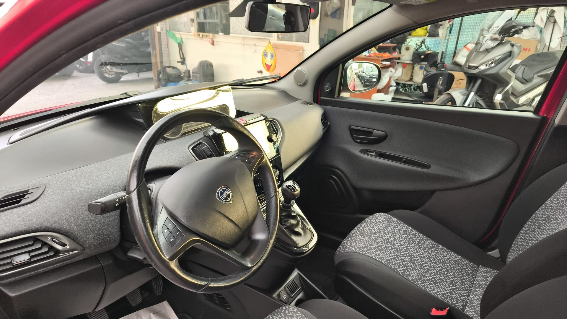 Lancia Ypsilon 1.0 Hybrid Ecochic 2021 USATO - immagine 5