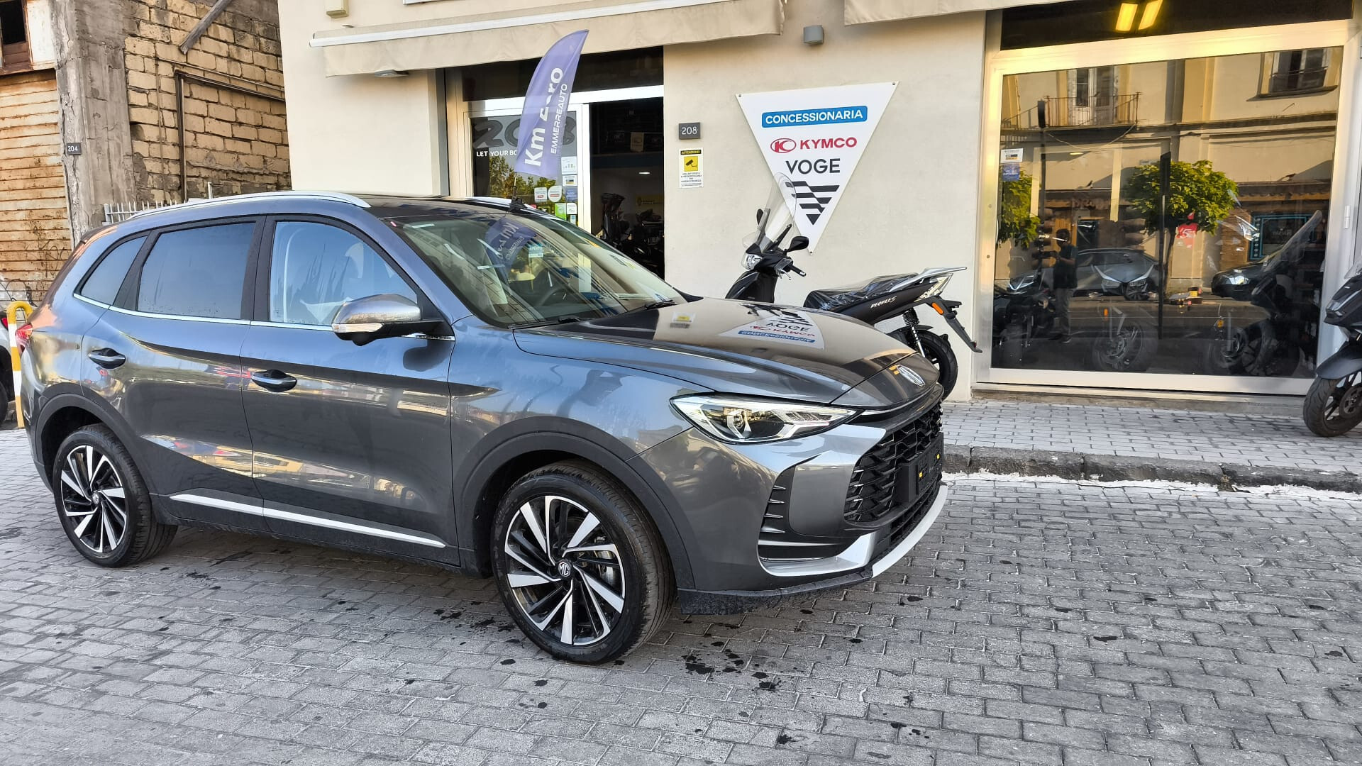 Mg ZS 1.5 Hybrid+ Luxury AUTOMATICA KM0 2026 - immagine 3