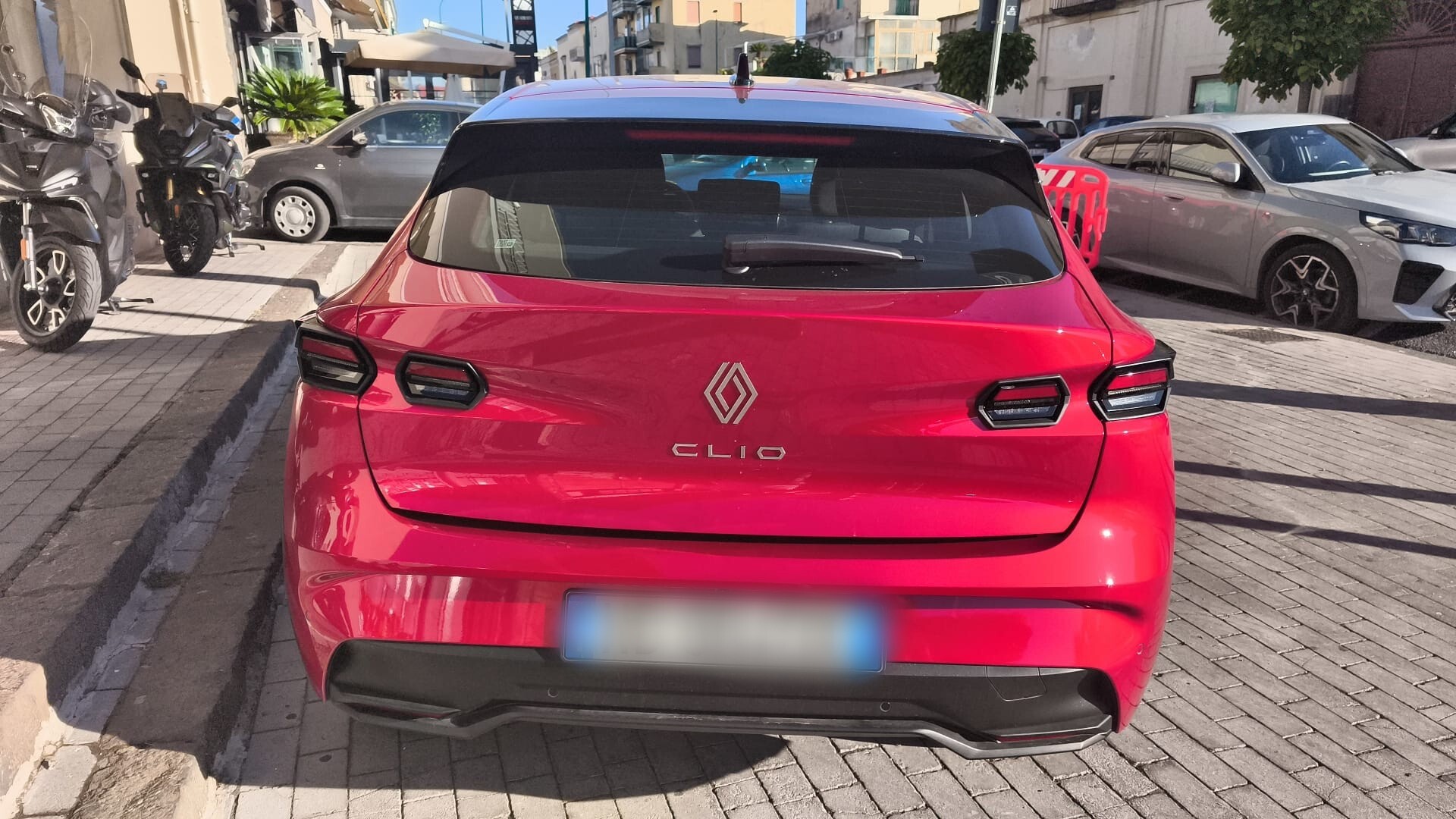 Renault Clio TCe 90 CV 5 porte Techno KM0 2026 - immagine 8
