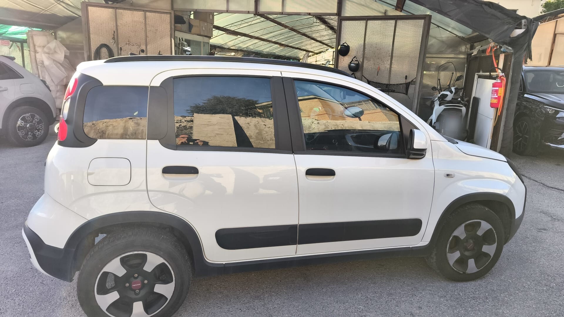 Fiat Panda Cross 1.0 FireFly Hybrid 2023 USATO - immagine 7