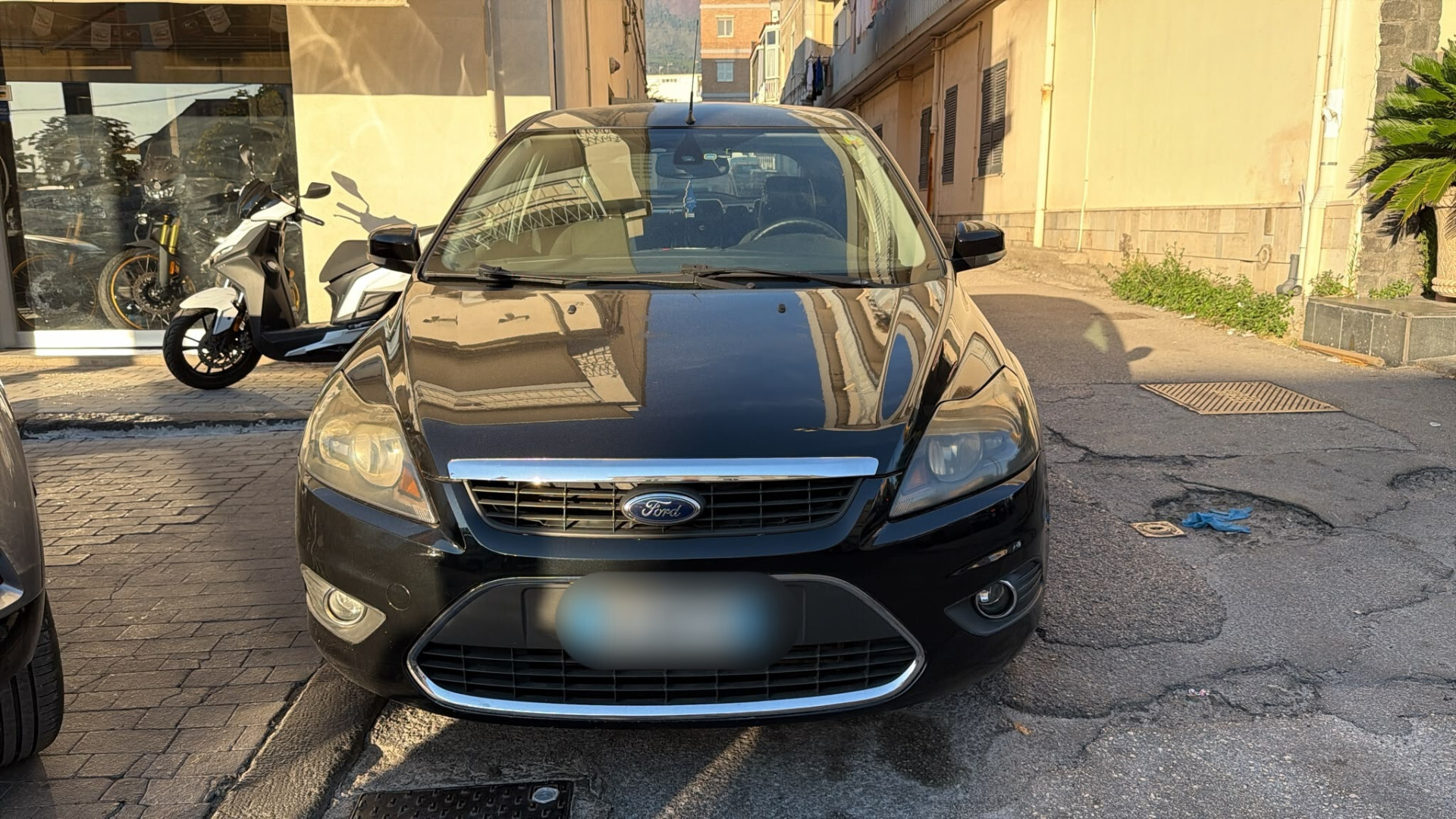 Ford Focus 1.6 tdci diesel TITANIUM 2009 USATO - immagine 4