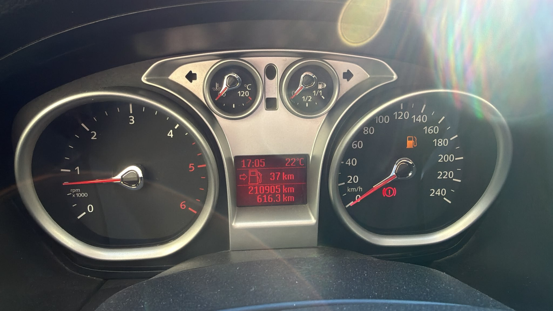 Ford Focus 1.6 tdci diesel TITANIUM 2009 USATO - immagine 8