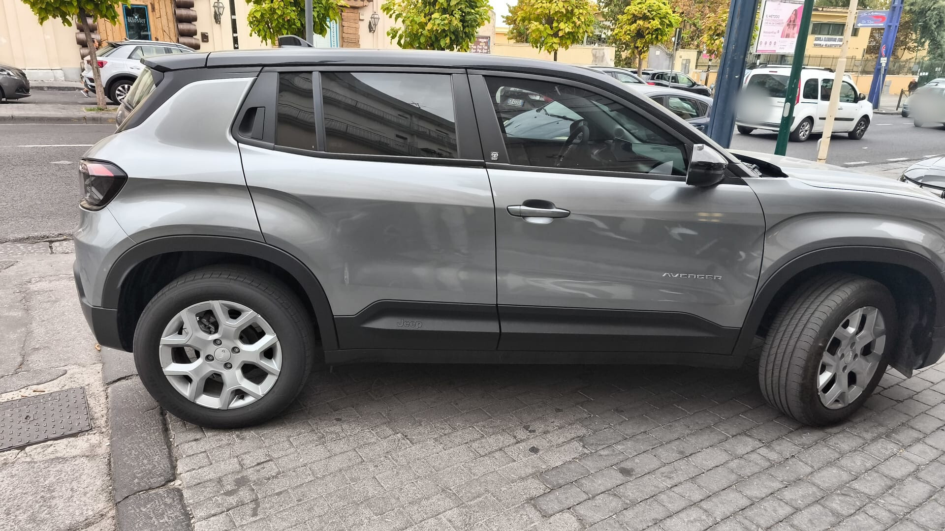 Jeep Avenger 1.2 Turbo 100 CV Altitude 2025 USATO - immagine 3
