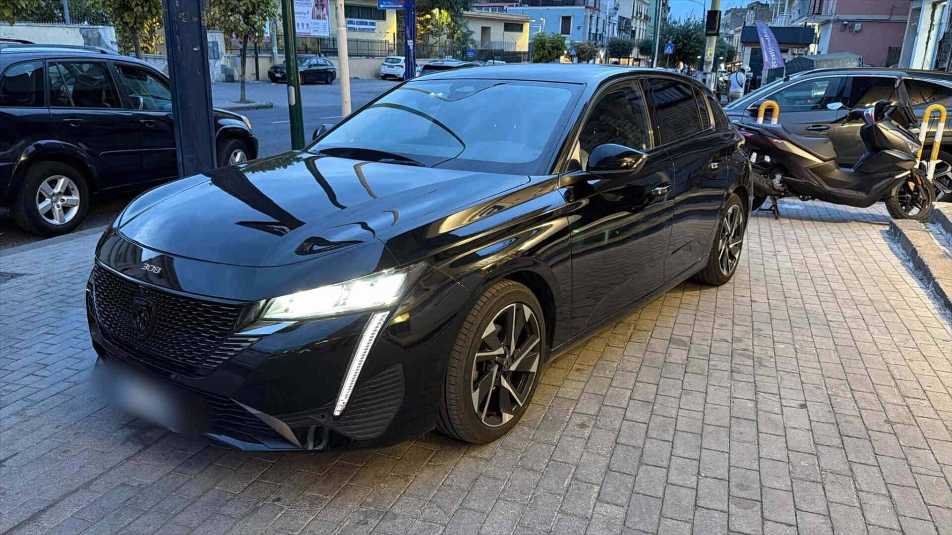 Peugeot 308 1.2 PureTech 130 S&S Allure Pack 2022 USATO