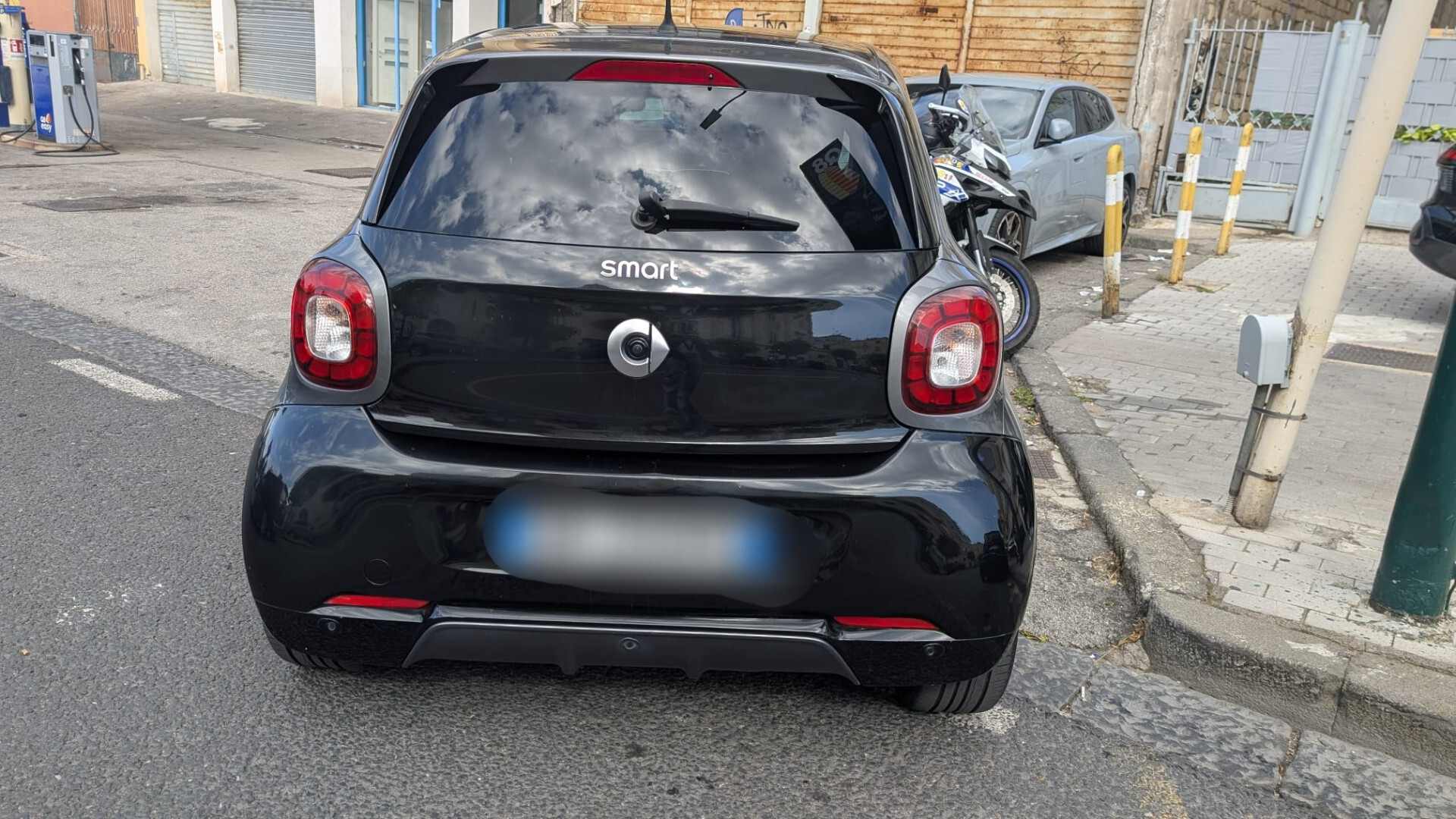 Smart ForFour BENZINA AUTOMATICA BRABUS 2018 USATO - immagine 2